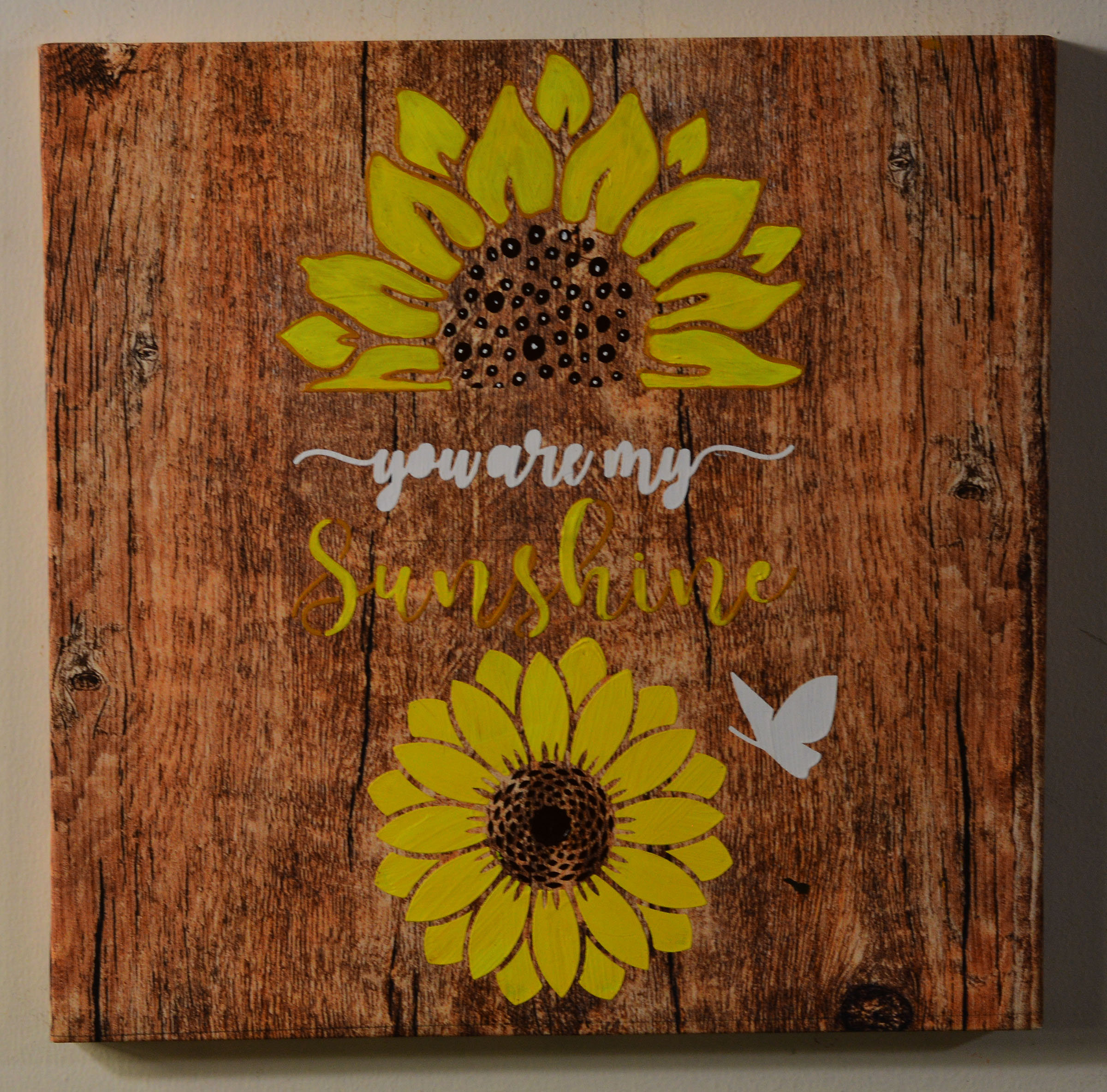 HAND026 Farm art wooden texture